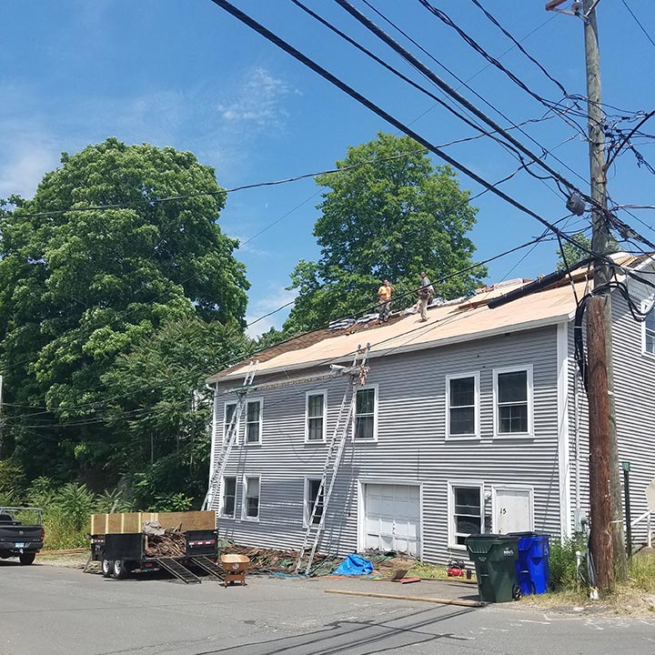 Roof replacement in Canton, CT