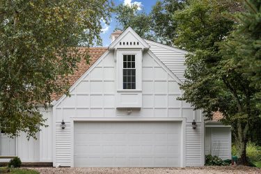 White garage with double bay door